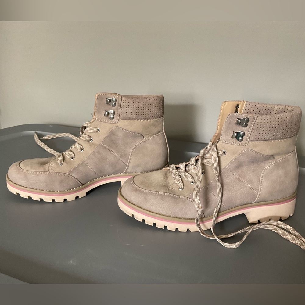 Sole society boots. Size 10